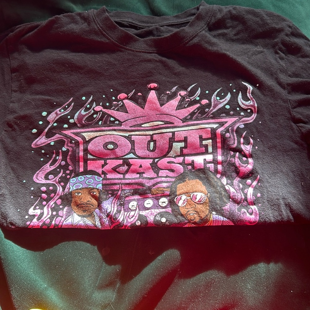 OutKast Tee - Picture 2 of 2